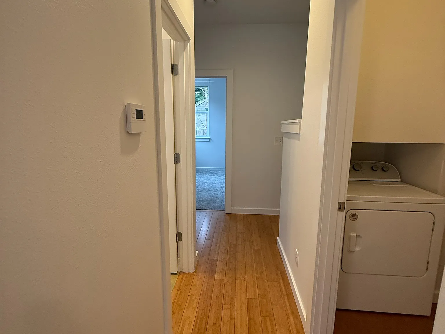 3 bed, 1.5 bath, 1357 sqft, $2,850 — Photo 4