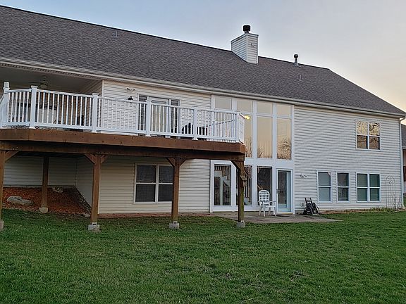2nd image of 322 Crystal Brook Ct