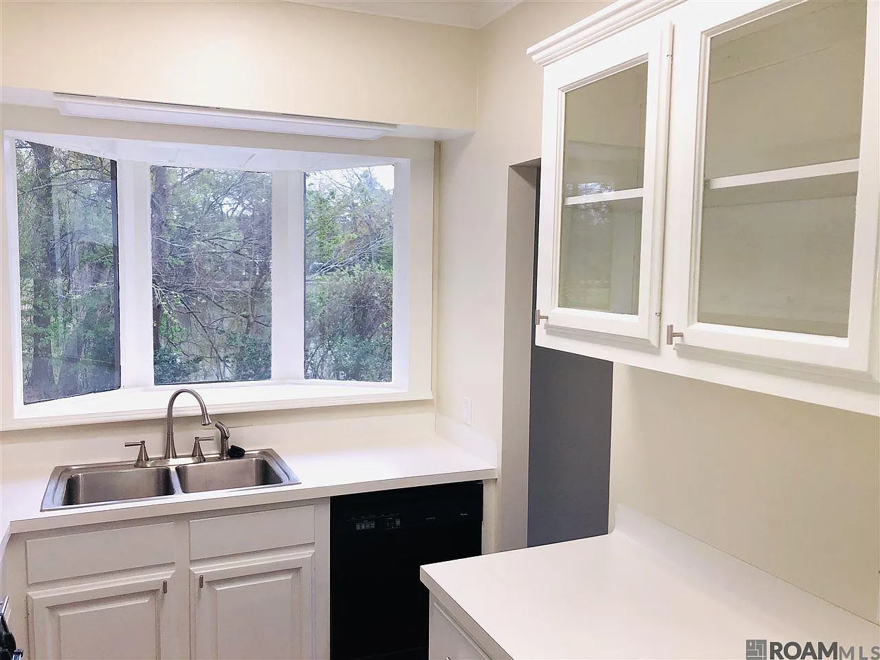 1 bed, 1000 sqft, $1,800 — Photo 4