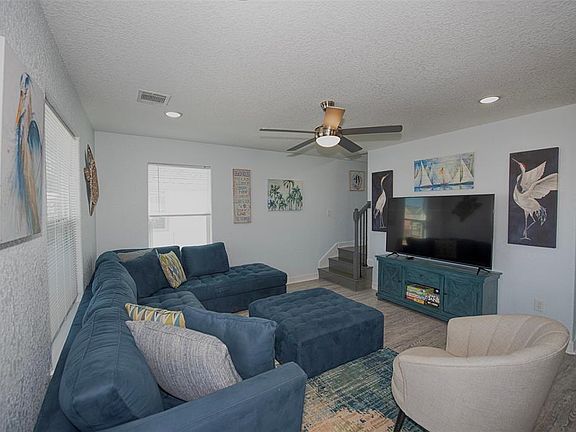 5th image of 215 Sea Oats Drive