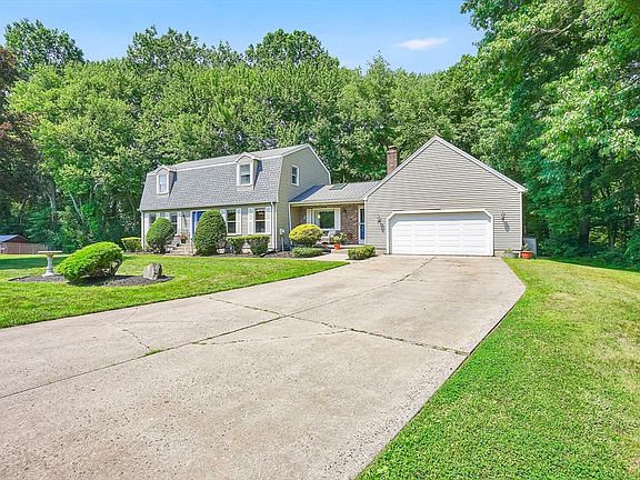 2nd image of 88 Jennie Cir