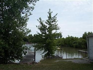 2nd image of 8085 Titus Rd