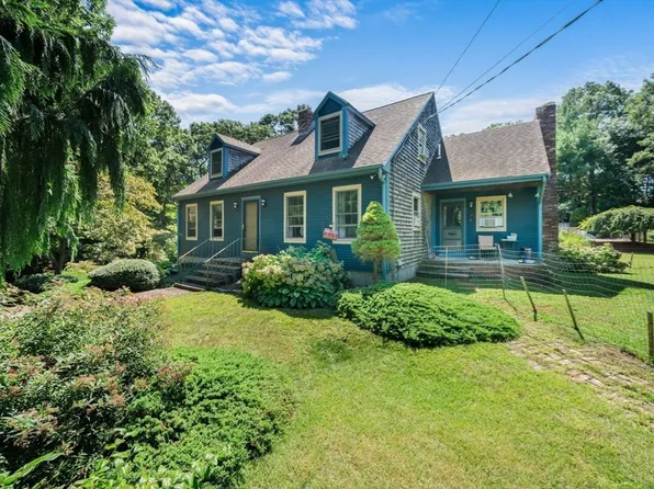 6 Sassamon Dr, Assonet, MA 02702
