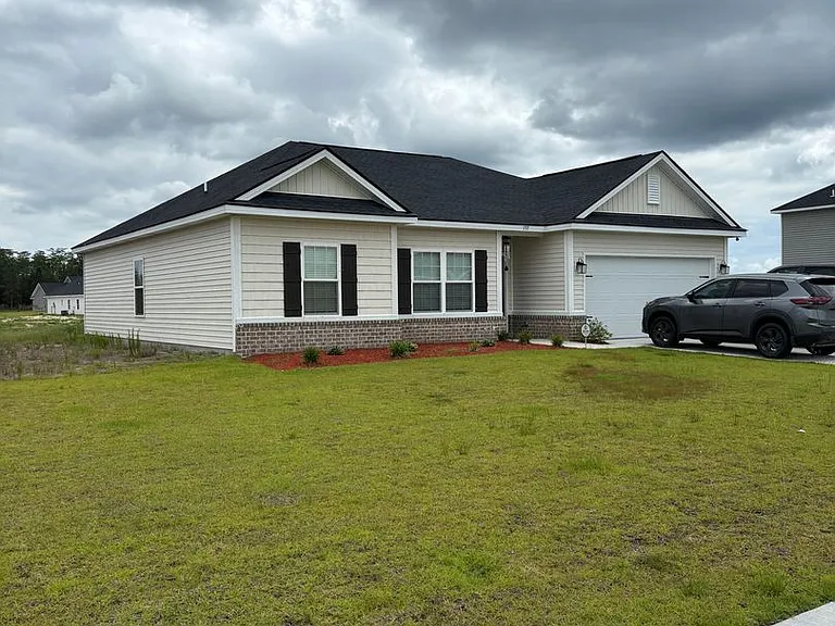 157 Deerfield Dr NE — Photo 1