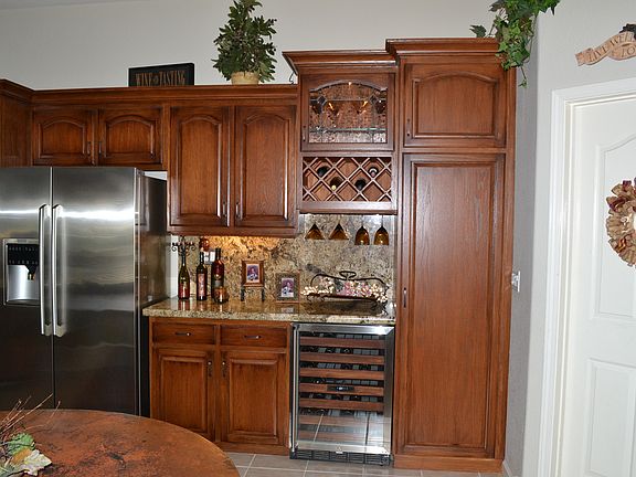 4th image of 1161 Manning Dr