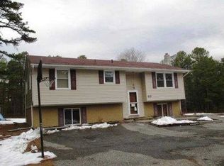 537 8th St, Mays Landing, NJ 08330