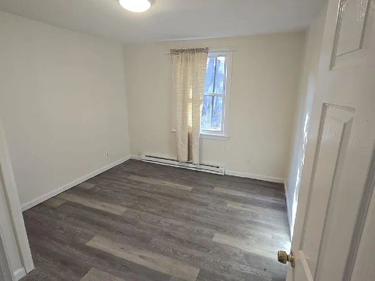 147 Johnston St #1 — Photo 9