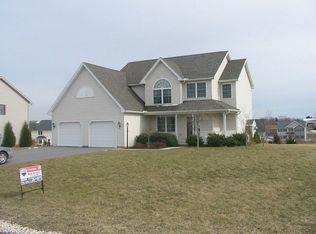 1947 Bell Ave, Chambersburg, PA 17202