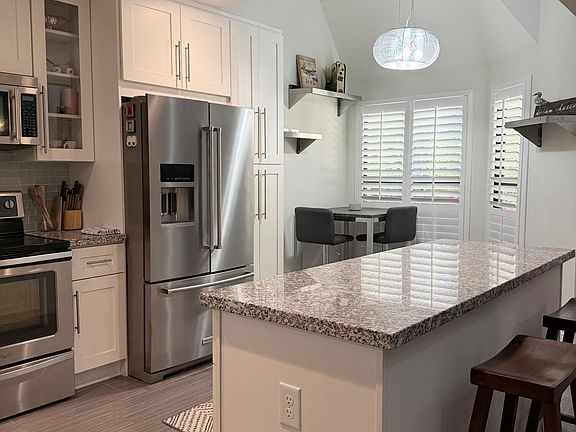 3rd image of 1400 NW 9th Avenue #D-28