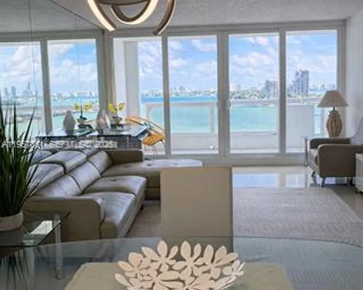 1717 N Bayshore Dr #A-1132 — Photo 5