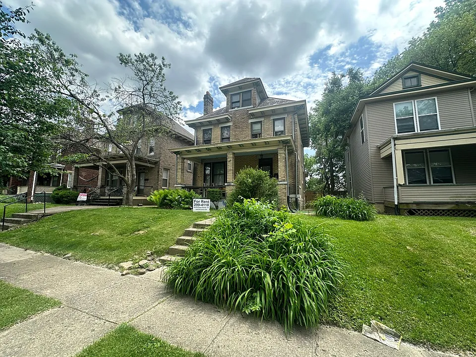399 E 15th Ave