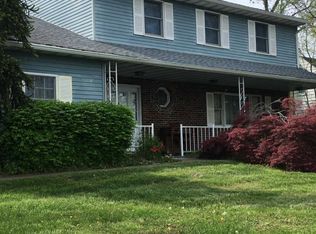 411 Old Rodgers Rd, Bristol, PA 19007