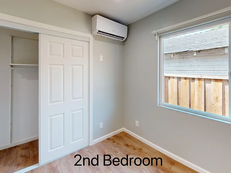 1047 Eugene Ave #2 — Photo 5