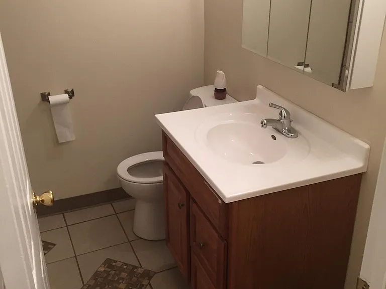 9021 S Justine St — Photo 8