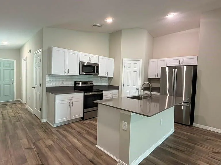 4904 Mainsail St — Photo 5
