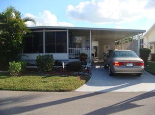 962 Cayman E, Venice, FL 34285