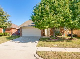 11808 Pinyon Pine Dr, Fort Worth, TX 76244