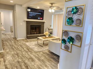 229 Windsor Point Rd APT 2A, Columbia, SC 29223