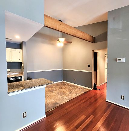 3rd image of 18202 Chalet Dr APT 4