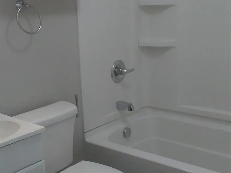 1410 Joplin Ave — Photo 9