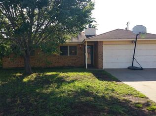1009 Freeland Dr, Enid, OK 73701