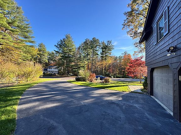2nd image of 41 Guggins Ln