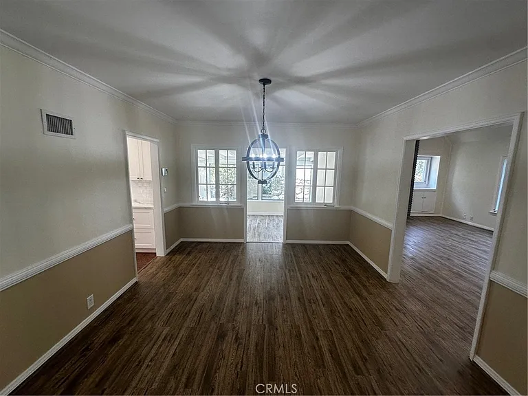2151 N Altadena Dr — Photo 11