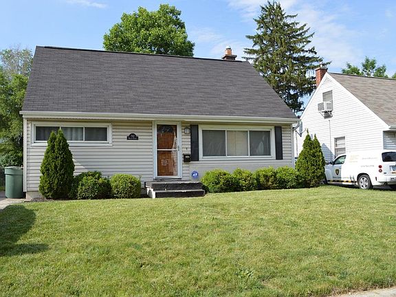 2nd image of 762 Weldon Ave