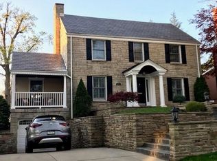 168 Vernon Dr, Mt Lebanon, PA 15228