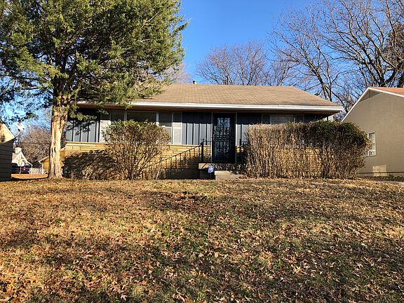 3rd image of 7125 Virginia Ave