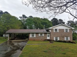 6096 Evans Dr, Rex, GA 30273