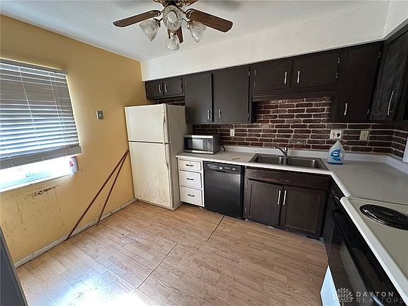 3rd image of 6496 Quintessa Ct