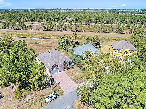 3rd image of 5339 NW Alam Cir