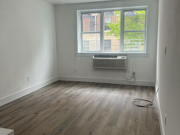 5th image of 903 Eagle Ave #1A