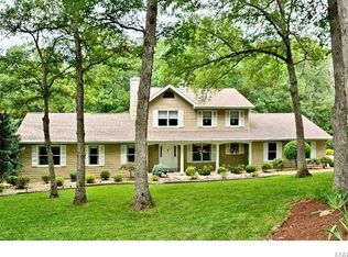 2 Patrick Ln, Defiance, MO 63341