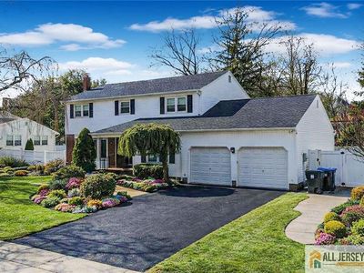 9 Alexander Rd, East Brunswick, NJ, 08816