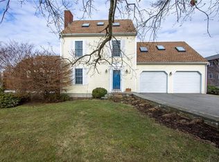185 Mill Ln, Portsmouth, RI 02871