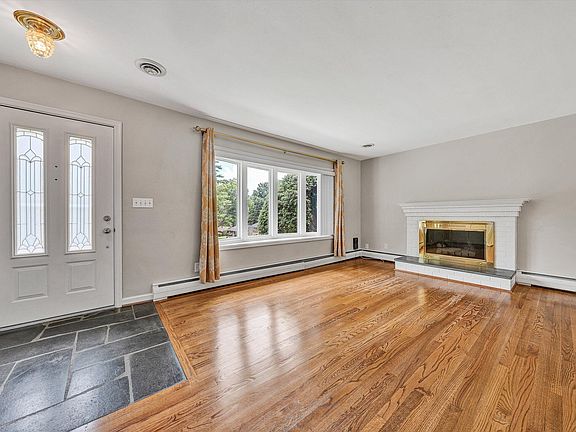 5th image of 3327 Pasley Ave SW