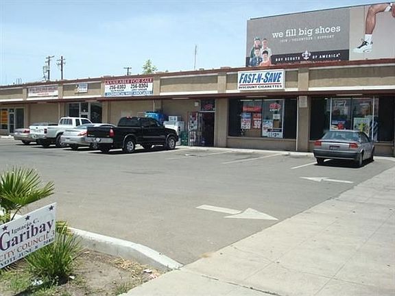 2nd image of 501 N Van Ness Ave