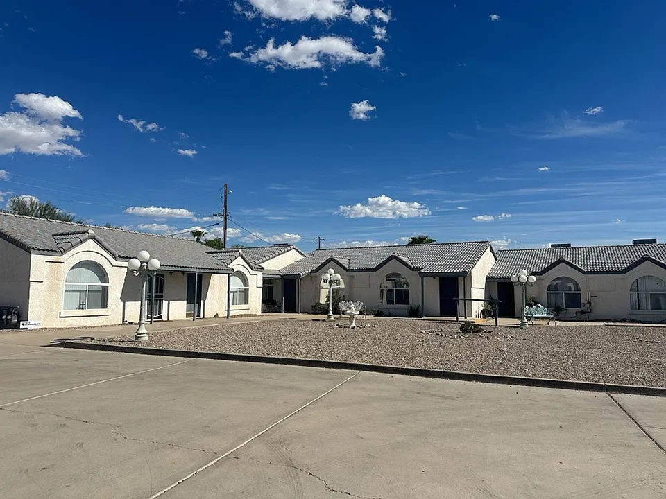 2270 Agave Bay