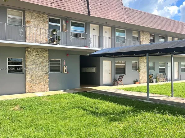 9375 SW 40th Ter APT 106, Miami, FL 33165
