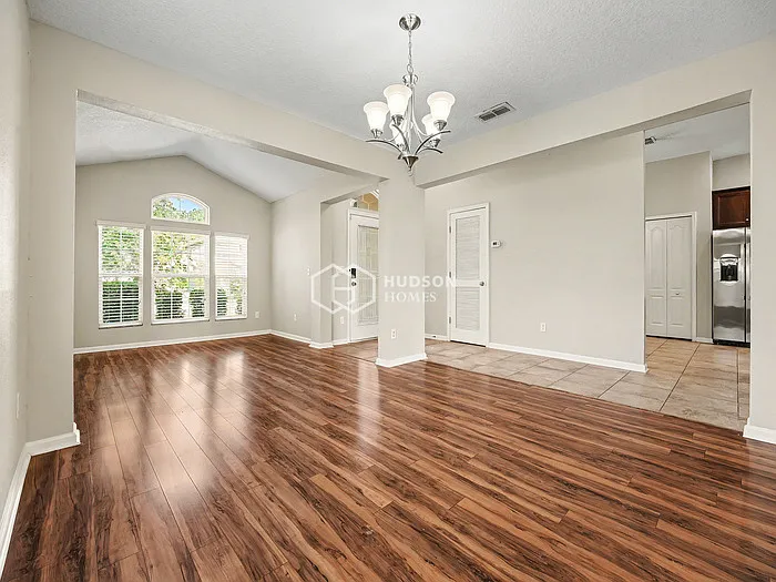 4056 Sandhill Crane Ter — Photo 4