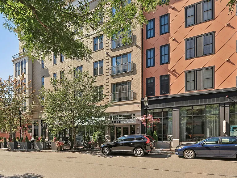 The Residences at Portwalk Place — Photo 21