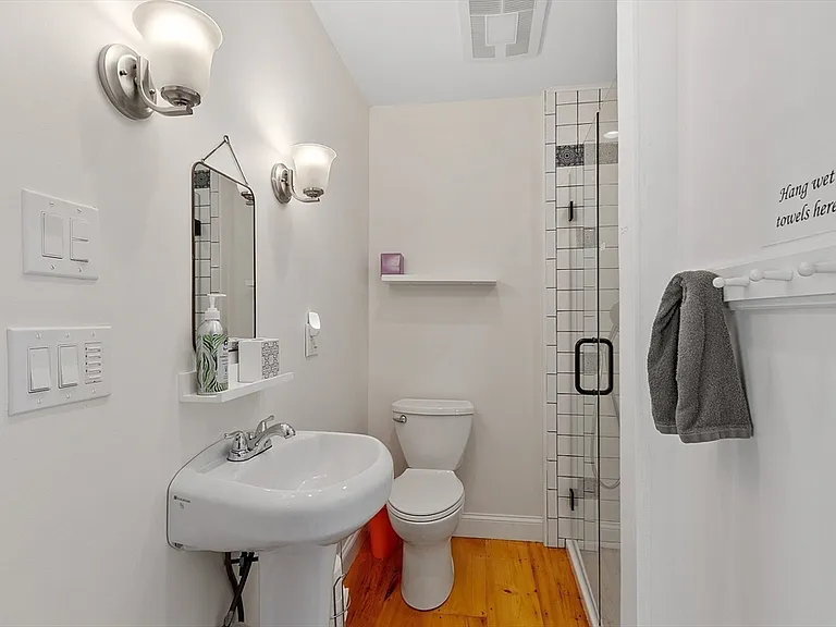 1101 Washington St #WINTER — Photo 39