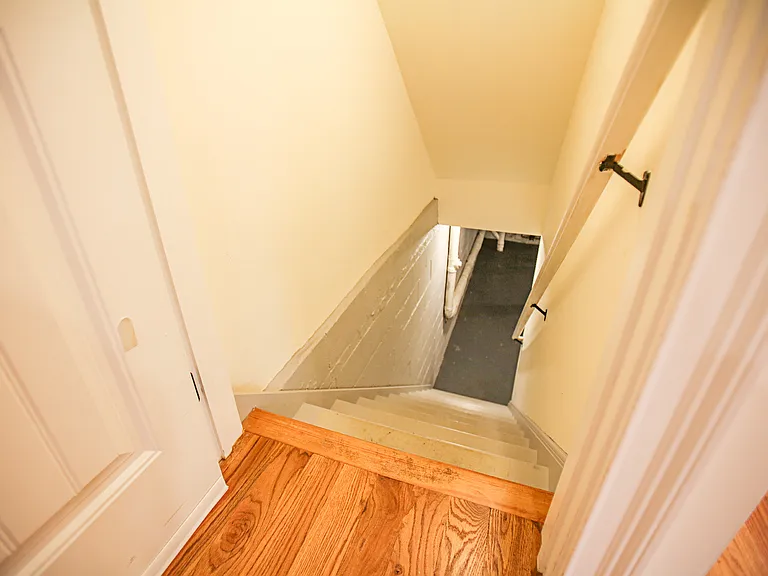 16 Harris Rd — Photo 7