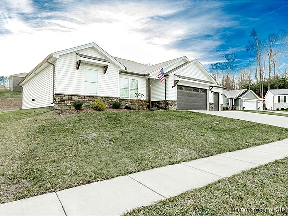 3rd image of 4105 Cedar Creek Court