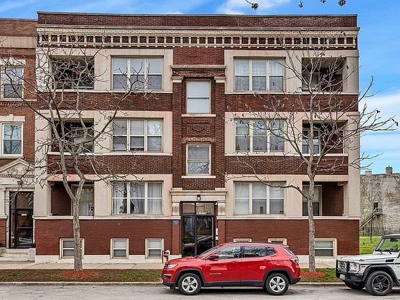 2nd image of 4616 S Vincennes Ave #3S