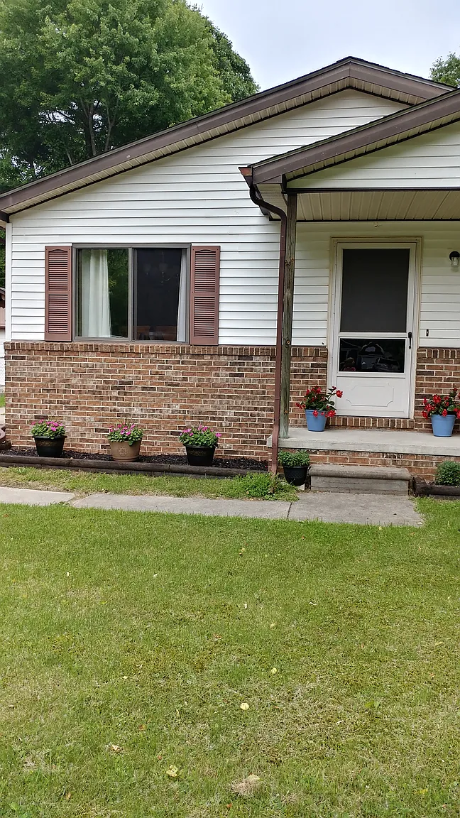 9109 Island Dr photo 1