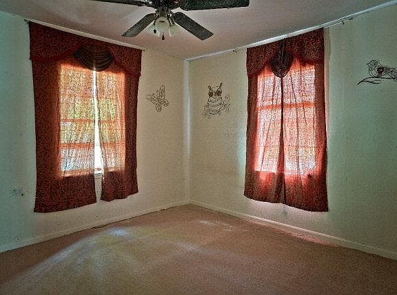 4th image of 704 E Stayton Ave