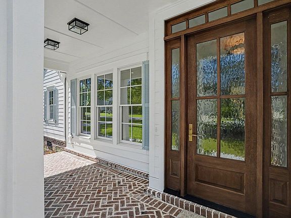 5th image of 231 Tuckers Rd.